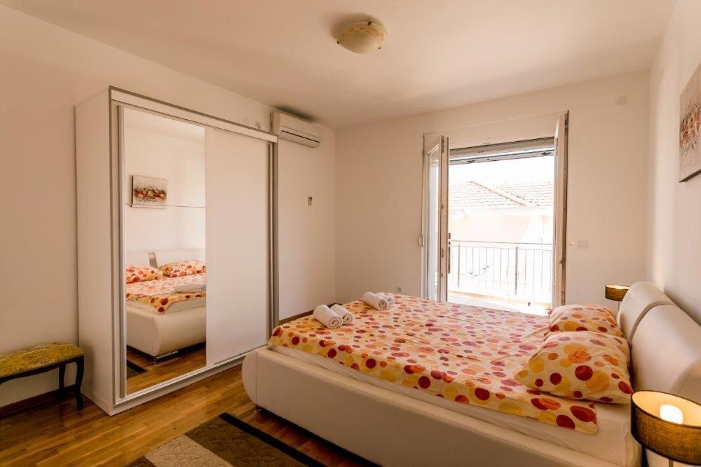 Apartments Lille Herceg Novi Bagian luar foto