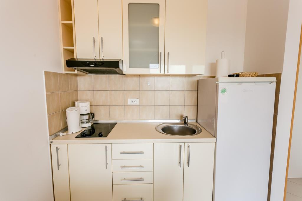 Apartments Lille Herceg Novi Bagian luar foto