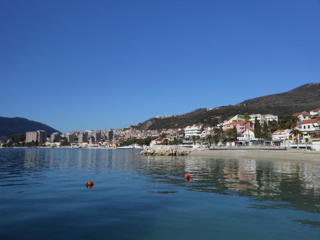 Apartments Lille Herceg Novi Bagian luar foto